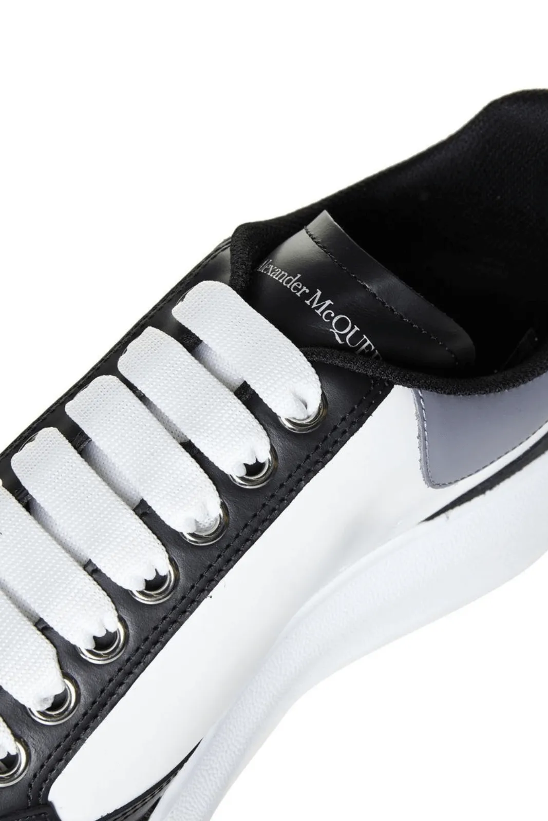 Alexander McQueen Oversized Sneaker 'Black White Grey'