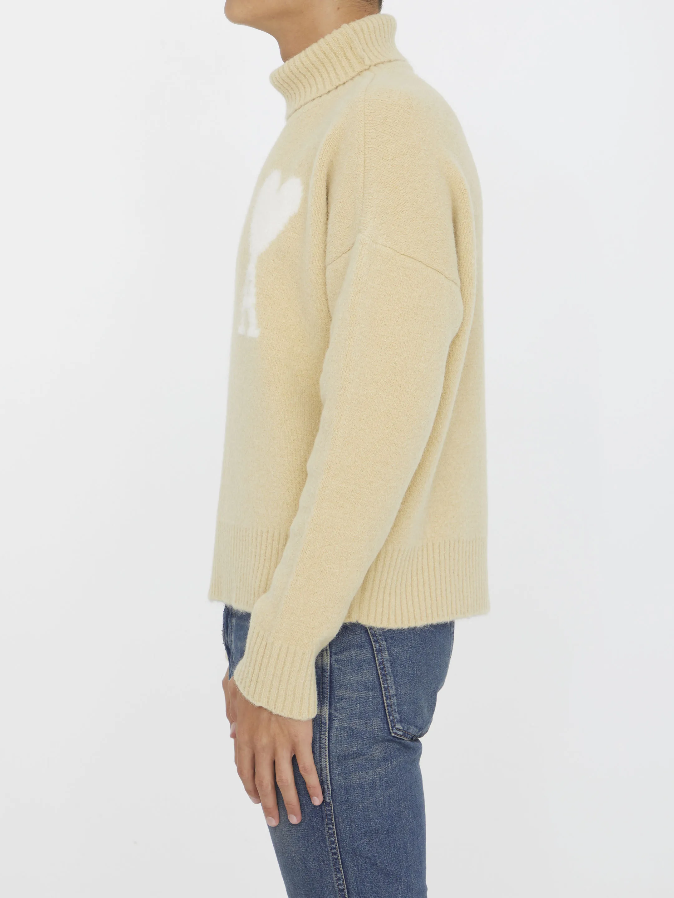 AMI PARIS sweaters.