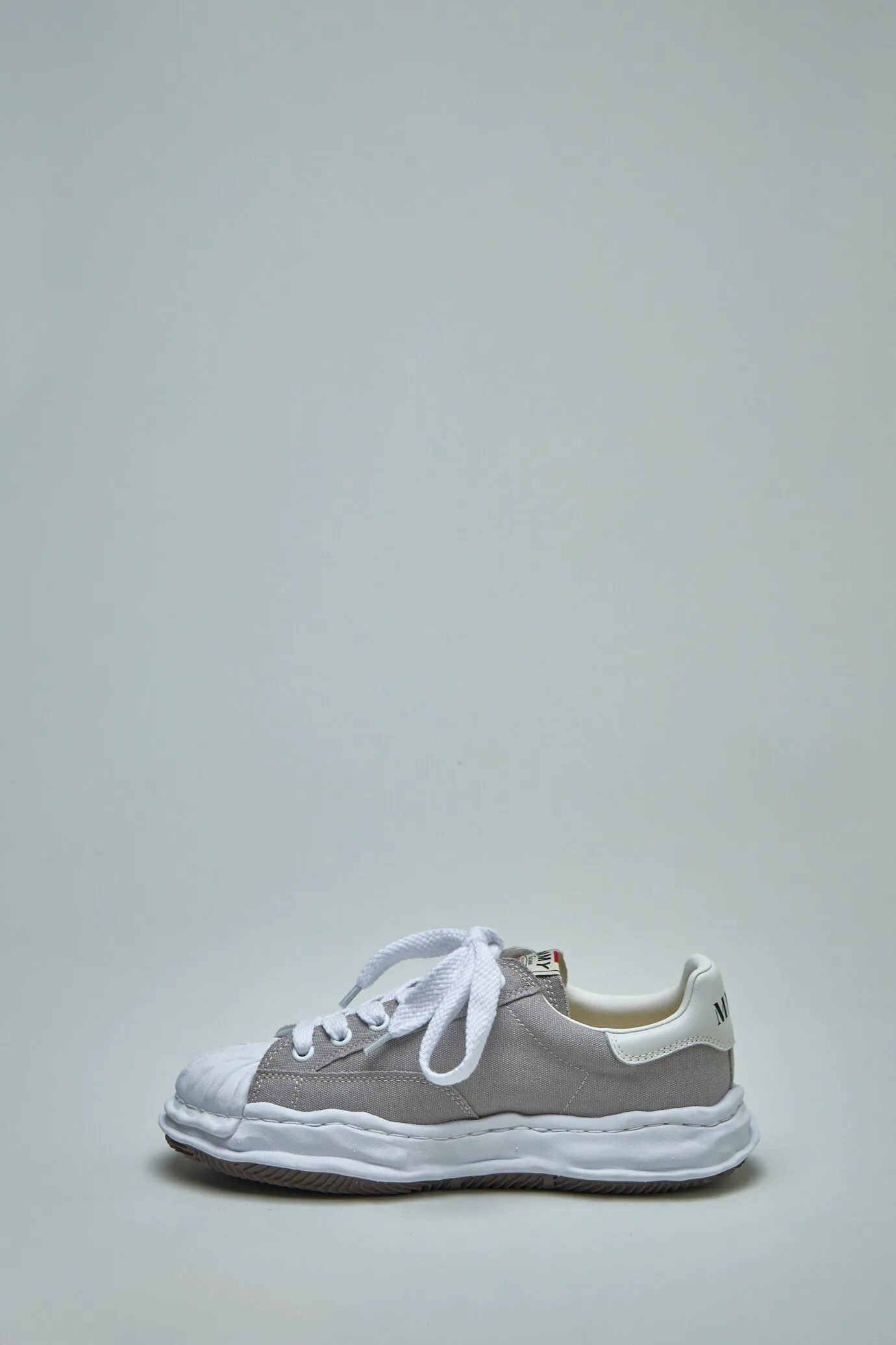 Blakey / Original Sole Canvas Low-Top Sneaker