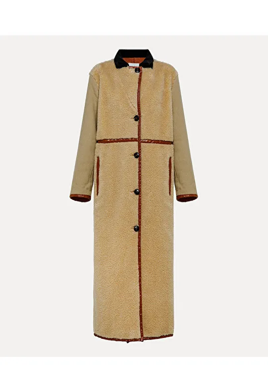 coat in wool cloth and eco-shearling