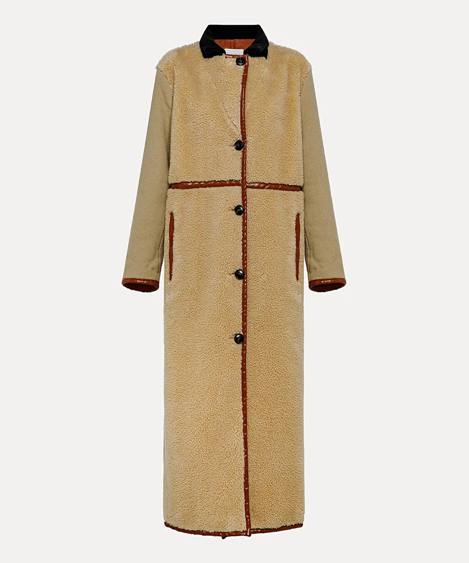 coat in wool cloth and eco-shearling