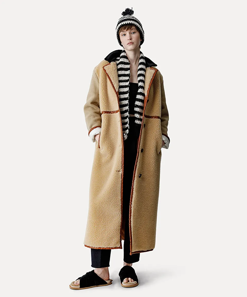 coat in wool cloth and eco-shearling