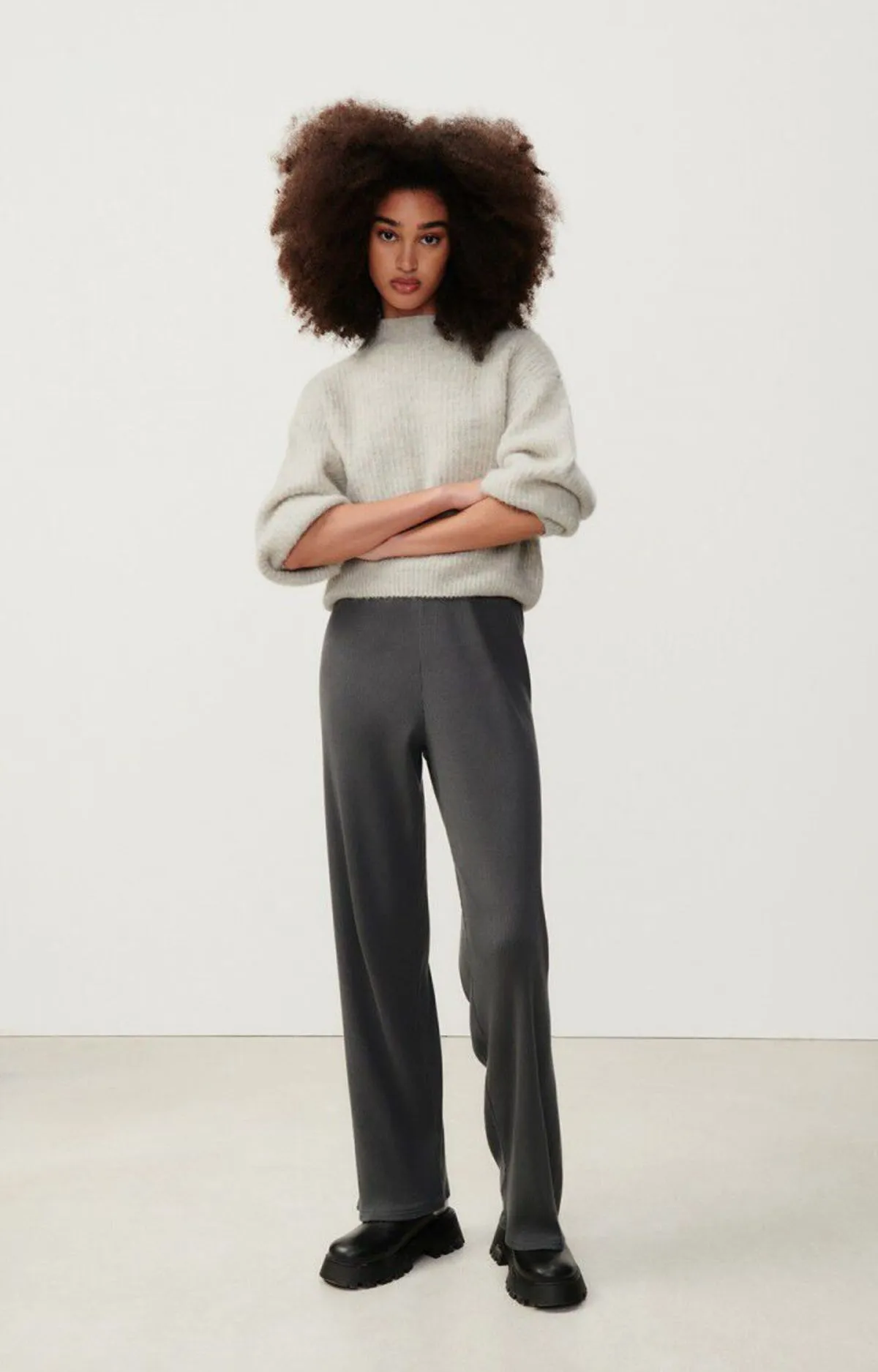 East Cropped Sweater - Powder