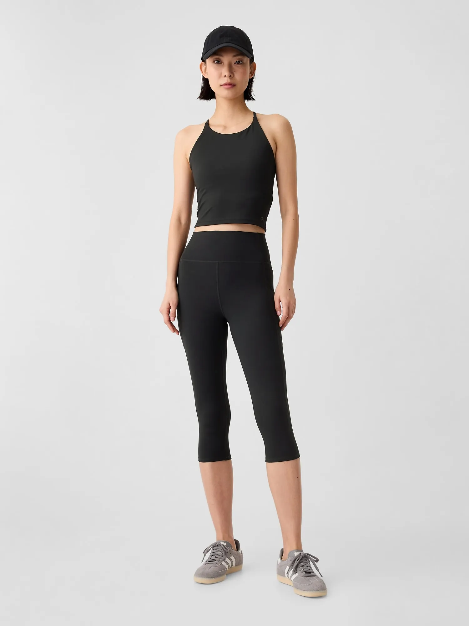 GapFit Sky High Studio Crop Leggings