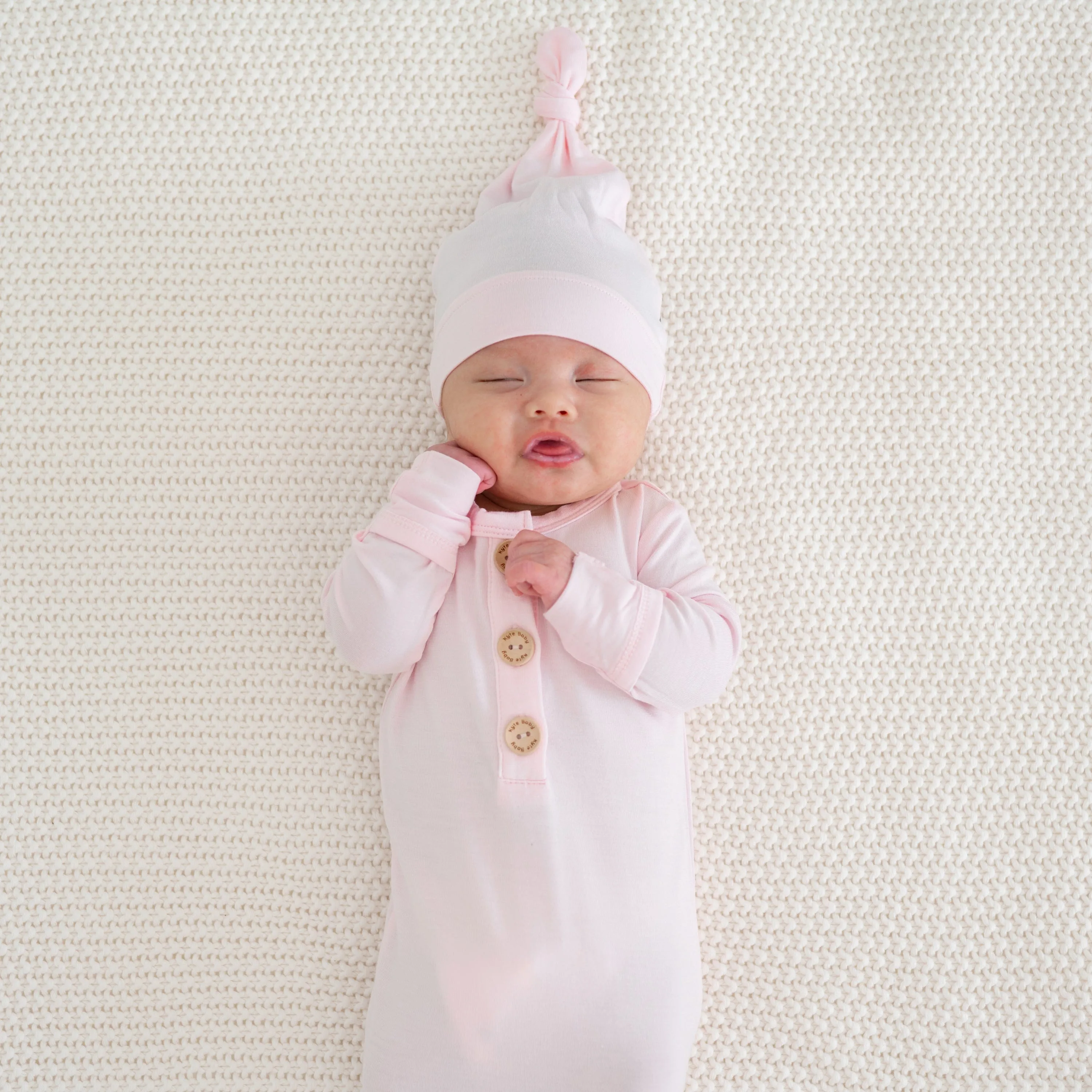 Knotted Gown with Hat Set in Sakura